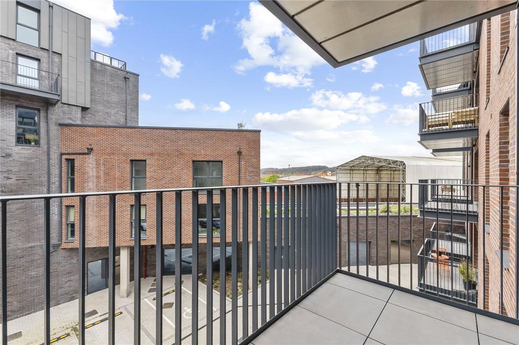 Show Apartment