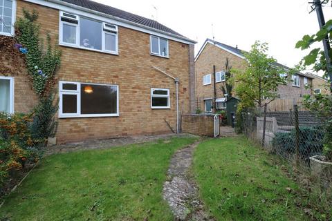 8 Denton Close, Kenilworth, CV8 1BL