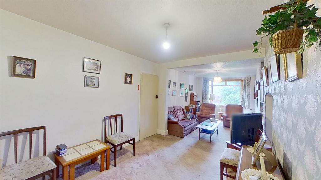 23-Leys-Road-07042023 215644.jpg