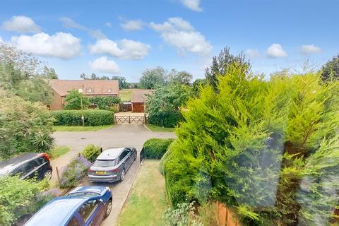 23 Leys Road, Loughton, Milton Keynes, MK5 8AZ