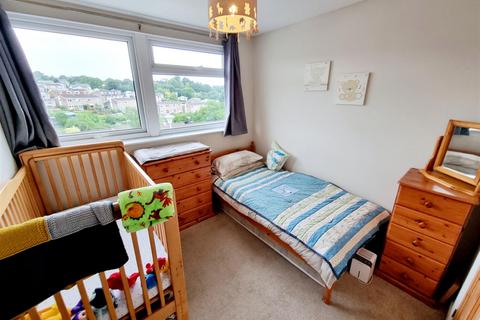25 Castle Meadows, Launceston, PL15 7DZ