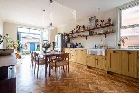 148 Birchfield Road, Northampton, NN1 4RH