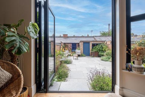 148 Birchfield Road, Northampton, NN1 4RH
