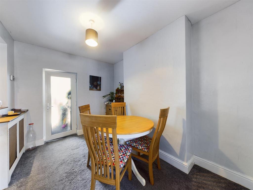 Milner Road, Bridlington 3 bed semidetached house for sale £145,000