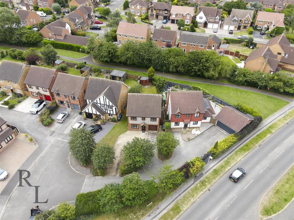 Tilberthwaite Close Gamston Nottingham 4 bed detached house to rent £