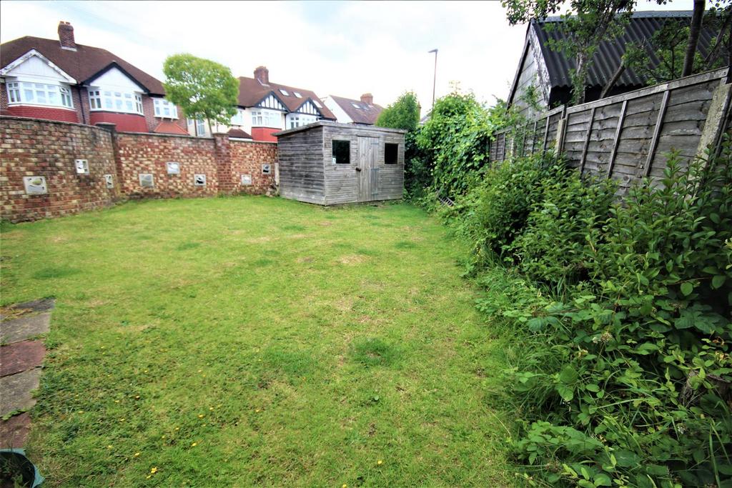 Side/front garden: pic. 2