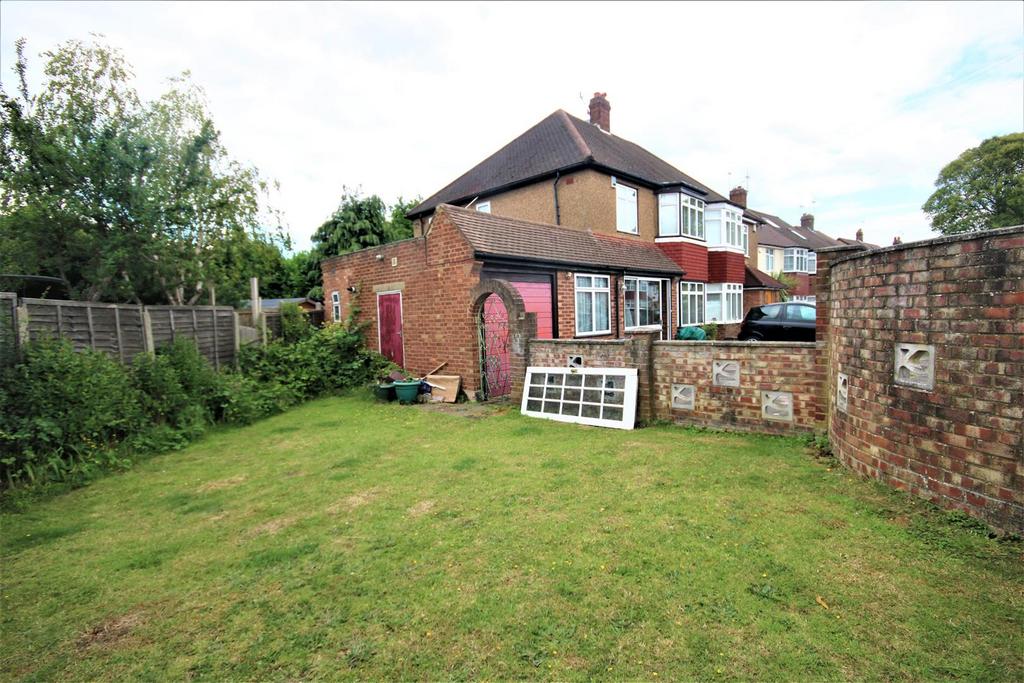 Side/front garden: pic. 3