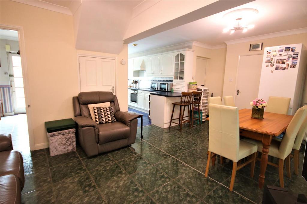 Family room/further reception room: pic. 2