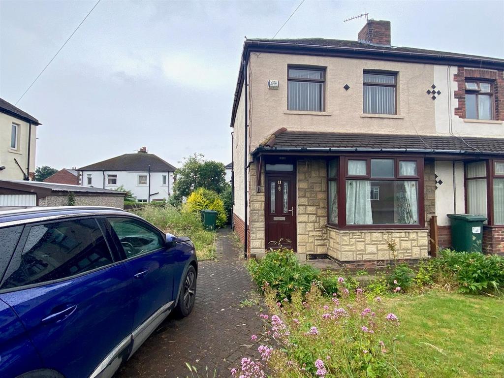 Sunny Bank Road, Mirfield 2 bed semidetached house £140,000