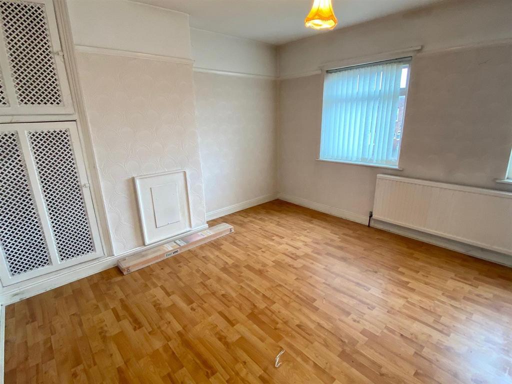 Sunny bank road 11 bed.jpg