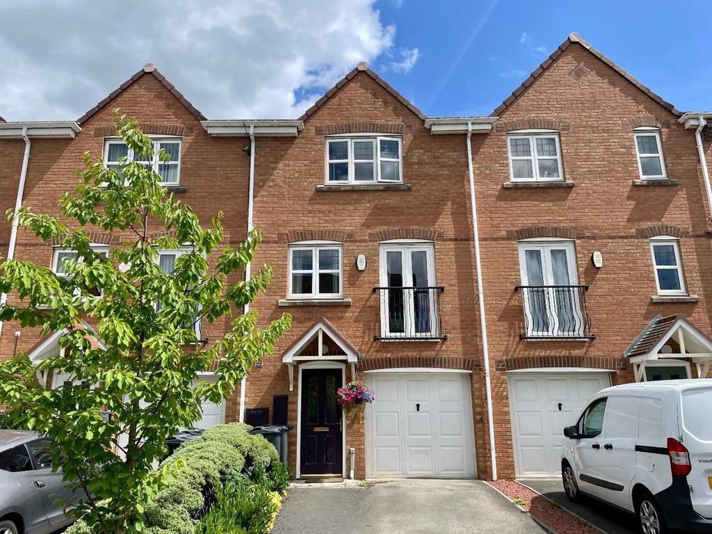 Lowther Drive, Darlington 4 bed terraced house for sale £190,000