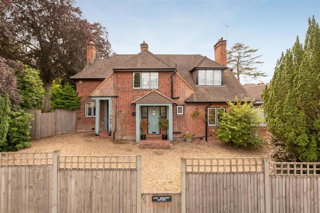 Charters Road, Sunningdale 4 bed detached house for sale £1,650,000