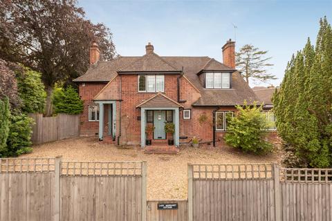 4 bedroom detached house for sale, Charters Road, Sunningdale