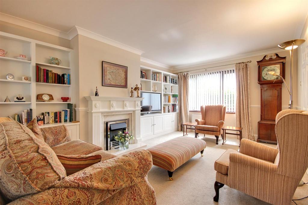 Waltham Lane, Beverley 3 bed end of terrace house £475,000