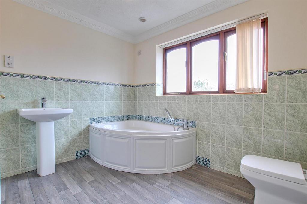 Bathroom / wc