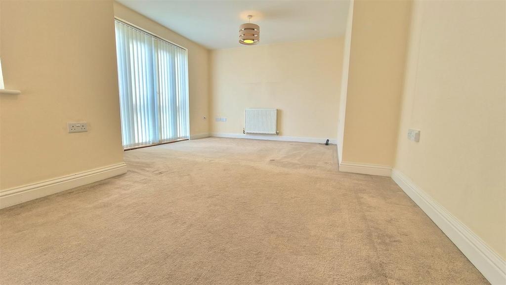Wherry Close, Margate, CT9 2 bed flat £950 pcm (£219 pw)