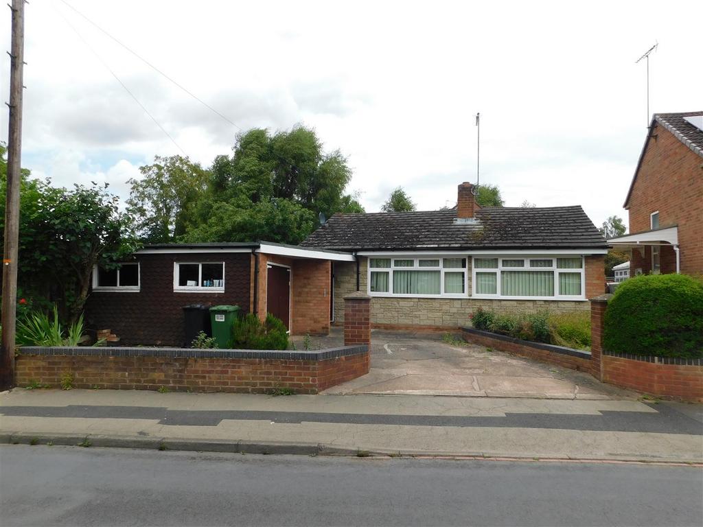 Comberton Park Road, Kidderminster 2 bed detached bungalow for sale £275,000
