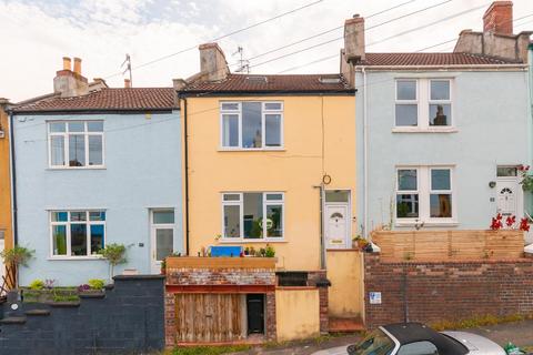 Flat B, 56 Langton Park, Bristol, BS3 1EQ