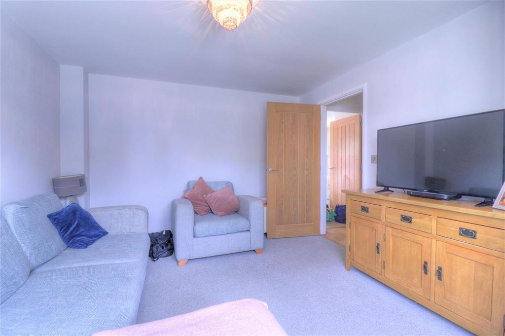 School Road, Aston Somerville 3 bed house £1,250 pcm (£288 pw)