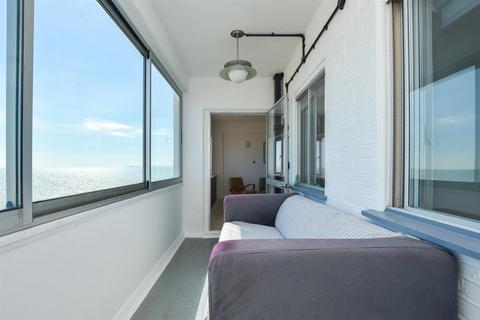 2 bedroom flat for sale, Marine Court, St. Leonards-On-Sea