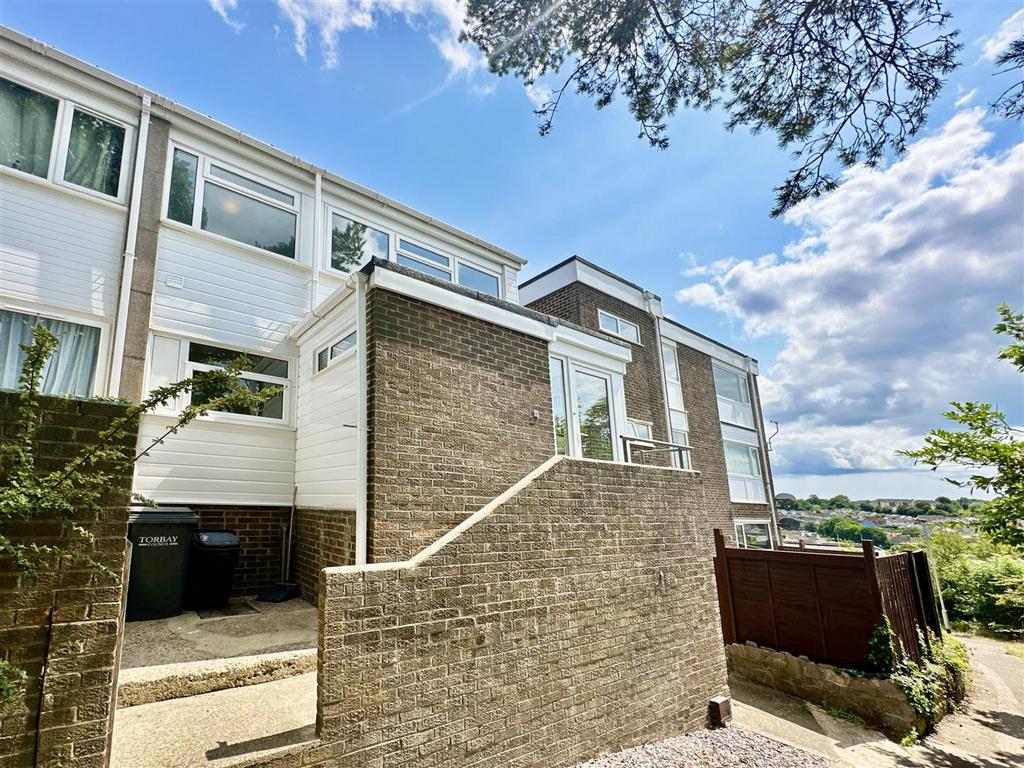 Langley Close, Brixham 3 bed end of terrace house for sale £250,000