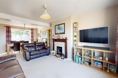 3 bedroom house for sale, Weare Close, Portland