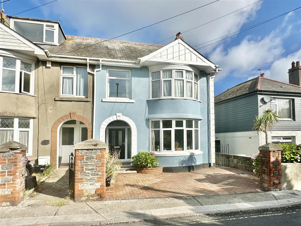 Drew Street, Brixham 4 bed semidetached house for sale £375,000
