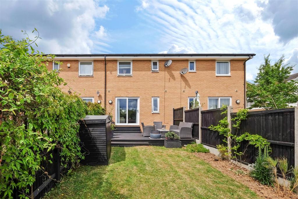 Olympia Way, Whitstable 3 bed terraced house for sale £339,950