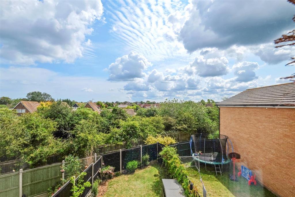Olympia Way, Whitstable 3 bed terraced house for sale £339,950