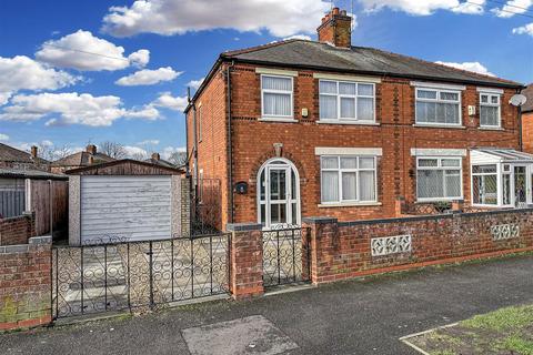 16 Gladstone Road, Newark, NG24 4HZ