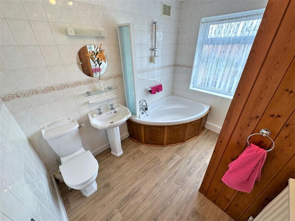 Bathroom 480