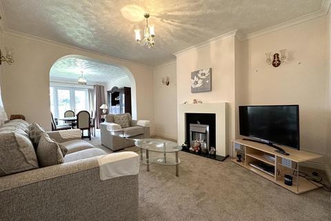 16 Gladstone Road, Newark, NG24 4HZ