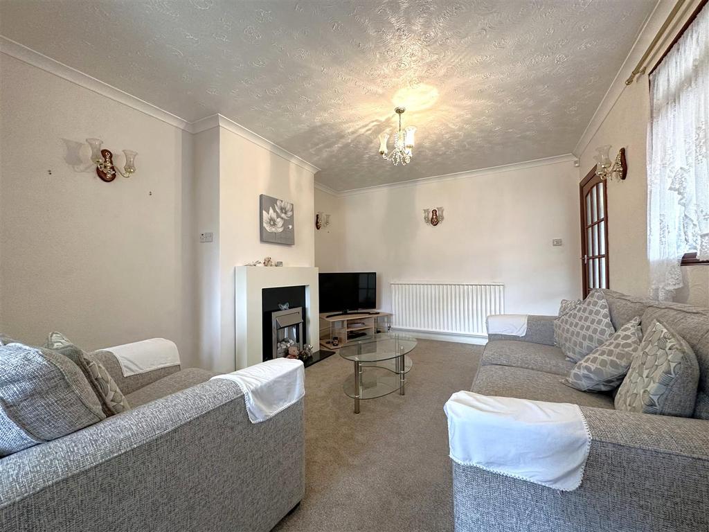 Sitting Room 689