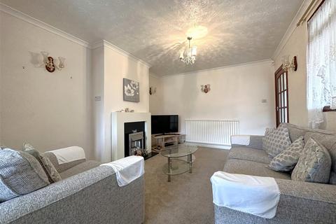 16 Gladstone Road, Newark, NG24 4HZ
