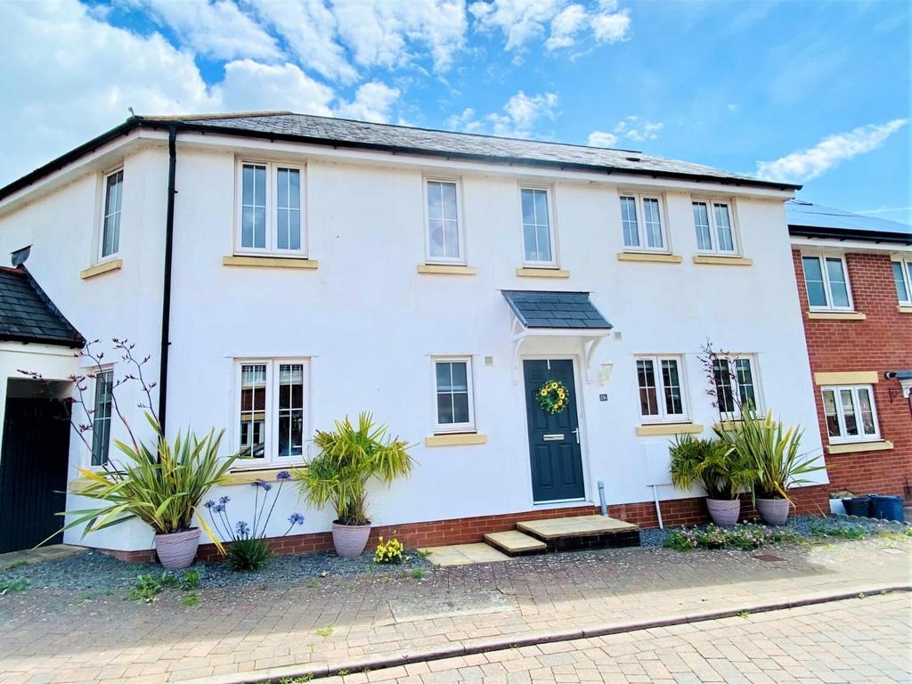 bers Way, Tiverton, Devon 2 bed flat for sale £180,000