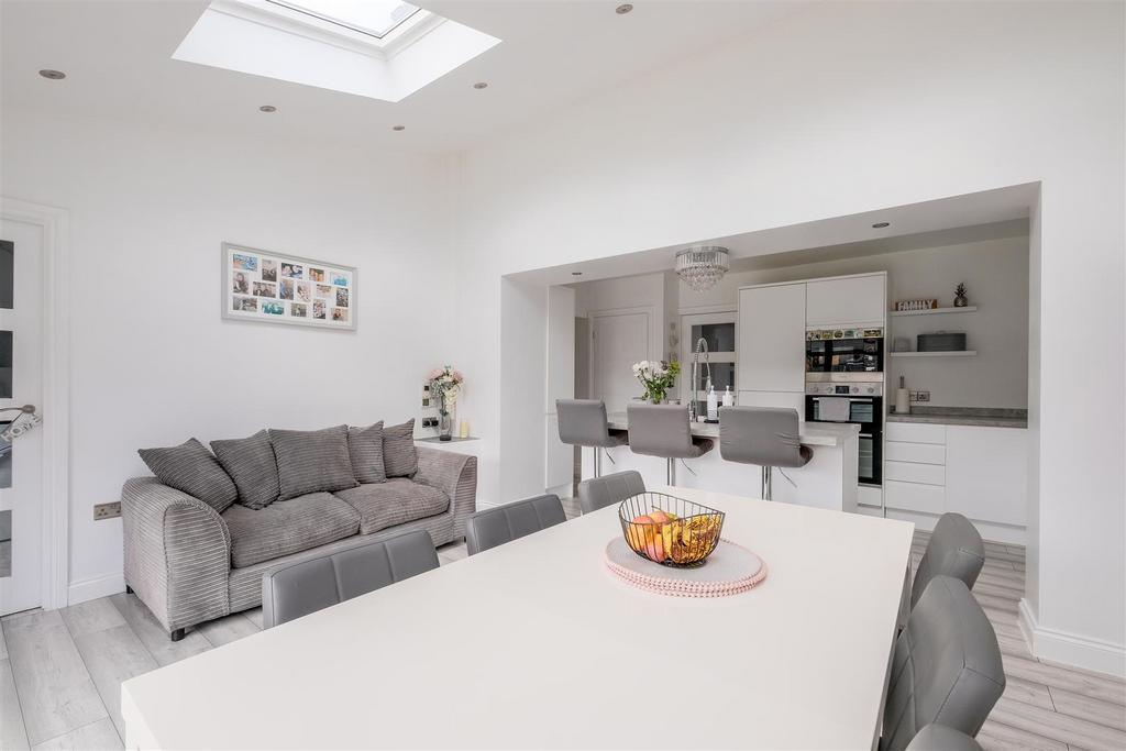Open Plan Kitchen/Diner/Living Room