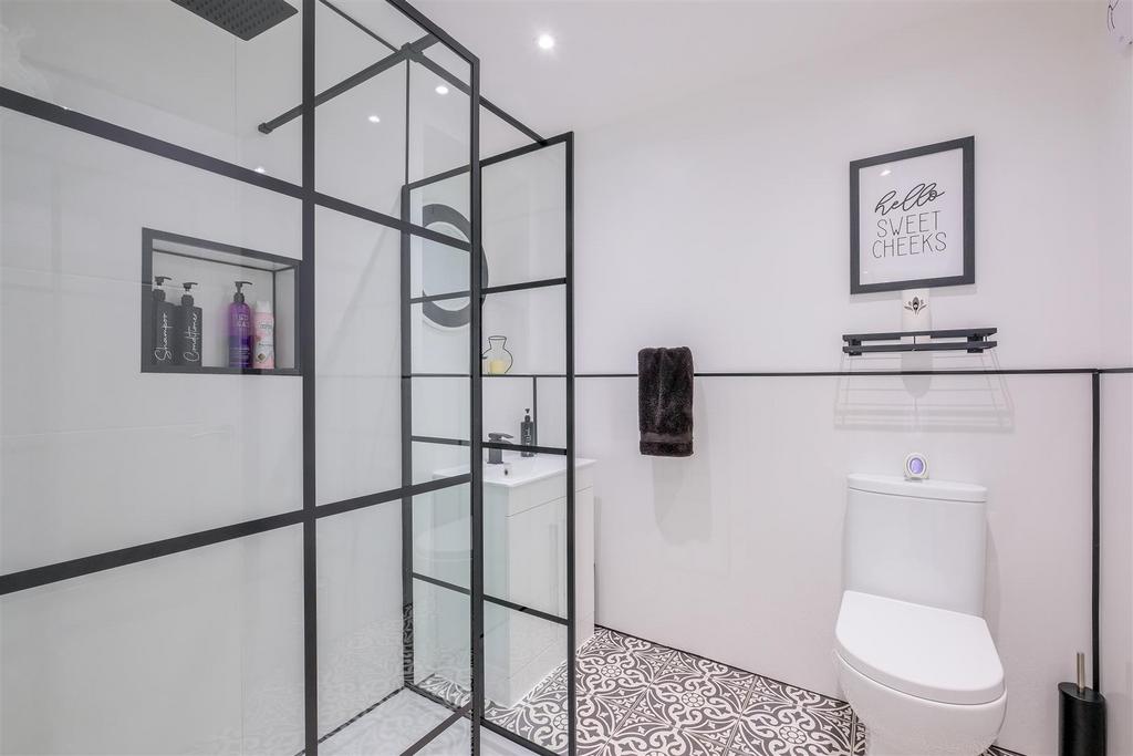 Ground Floor Bathroom