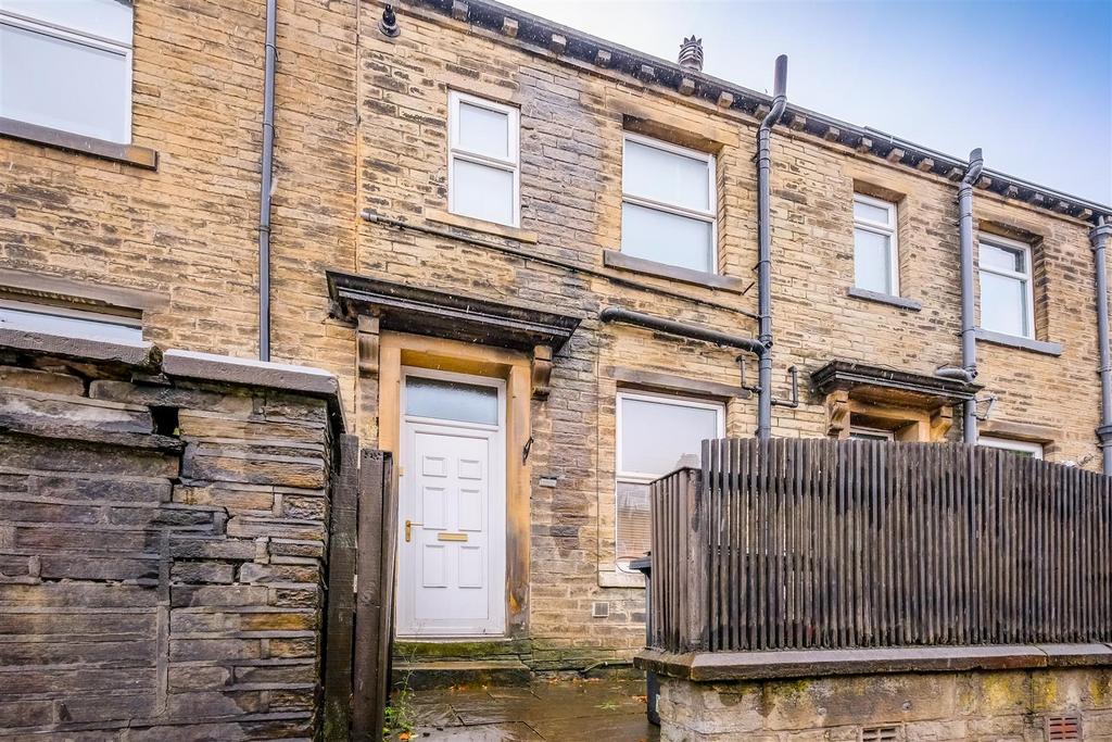 Lane Ends Terrace, Hipperholme, Halifax, HX3 2 bed terraced house for