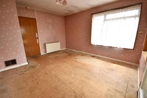 2 bedroom detached bungalow for sale, Barnabas Road, Linslade, LU7 2QG