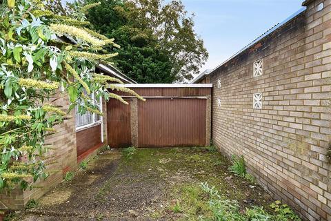 15 Barnabas Road, Leighton Buzzard, LU7 2QG