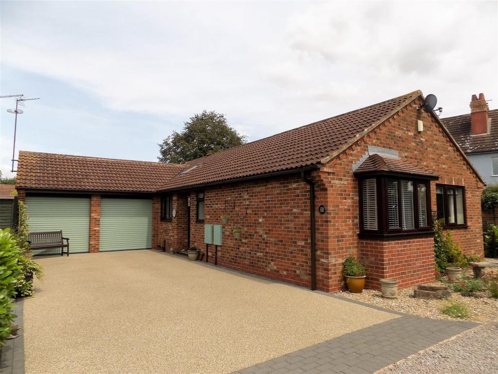 Vale Close, Aslockton, Nottingham 3 bed bungalow for sale £375,000