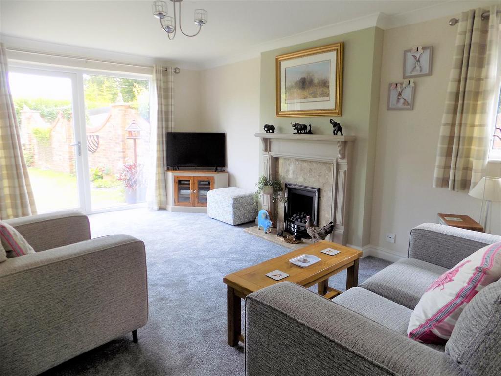 Vale Close, Aslockton, Nottingham 3 bed bungalow for sale £375,000
