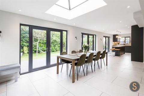 5 bedroom detached house for sale, Brownlow Road, Berkhamsted