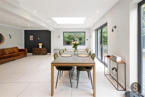Fosse House Brownlow Road, Berkhamsted, HP4 1HB