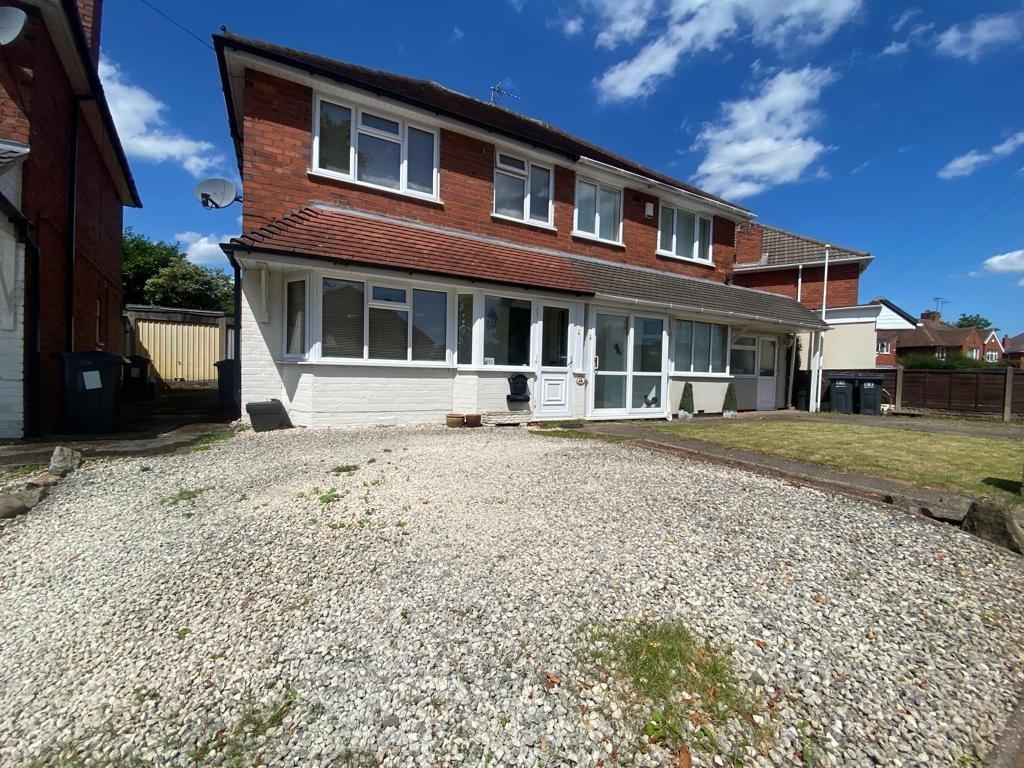 Scarsdale Road, Great Barr, Birmingham 3 bed semidetached house £210,000