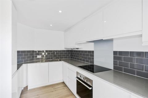 2 bedroom apartment to rent, Silverthorne Road, Clapham, SW8