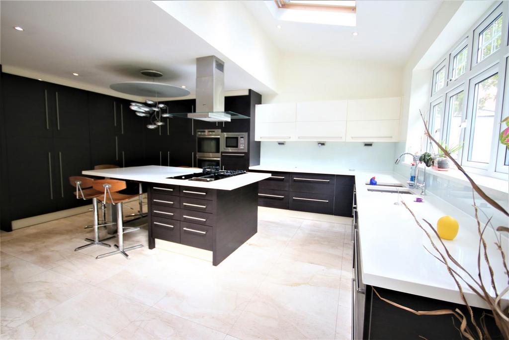 Fitted kitchen/diner: pic. 1