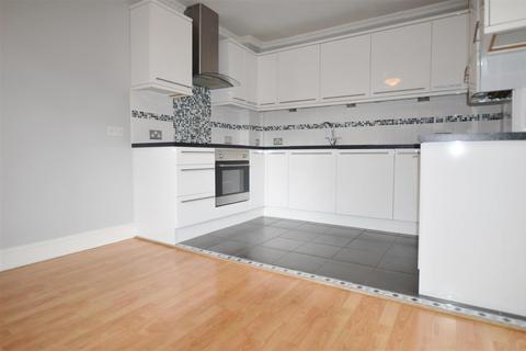 14 Botha Road, London, E13 8PQ