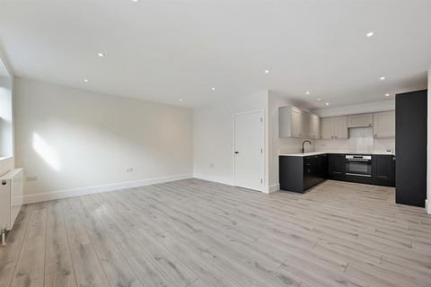 2 bedroom flat for sale, Rosemont Road, London NW3