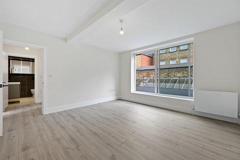 1 bedroom flat for sale, Rosemont Road, London NW3
